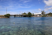 IMG_2769R その名も「Minato-bashi Bridge」。